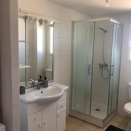 Lejlighed Grand T1 65 M², 8min Des Plages *